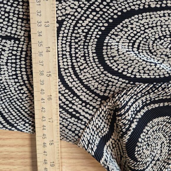 Connected Apparel Women's Long-Sleeve Tunic Top Swirl Print 12 Black & Beige - Picture 10 of 11